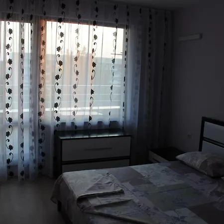 Apartament Paradise Day *